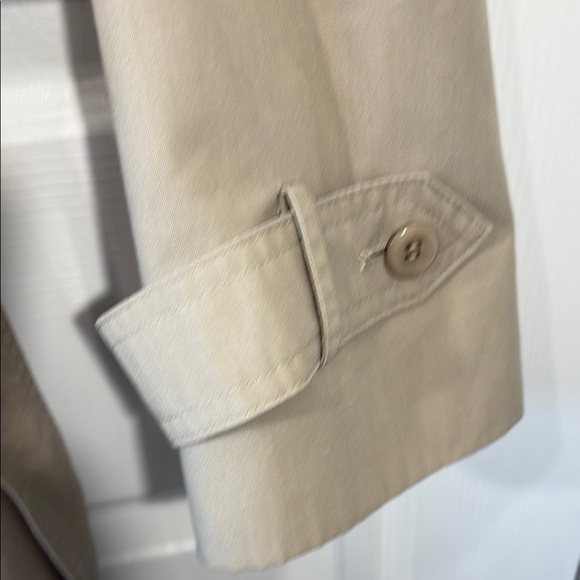 Sears classicTan Trench Coat - Picture 6 of 12